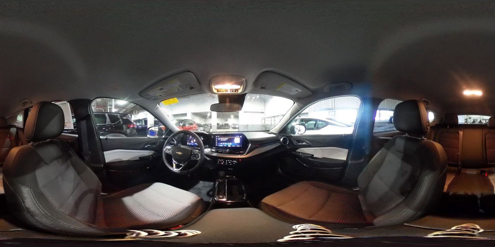 Used 2025 Chevrolet Trax LT w/ LT Convenience Package FWD image 41