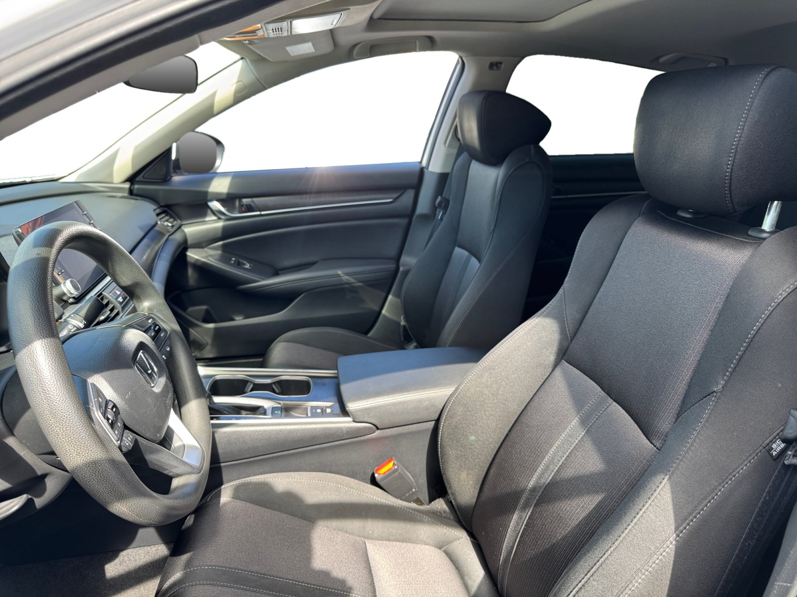 Used 2020 Honda Accord EX image 9