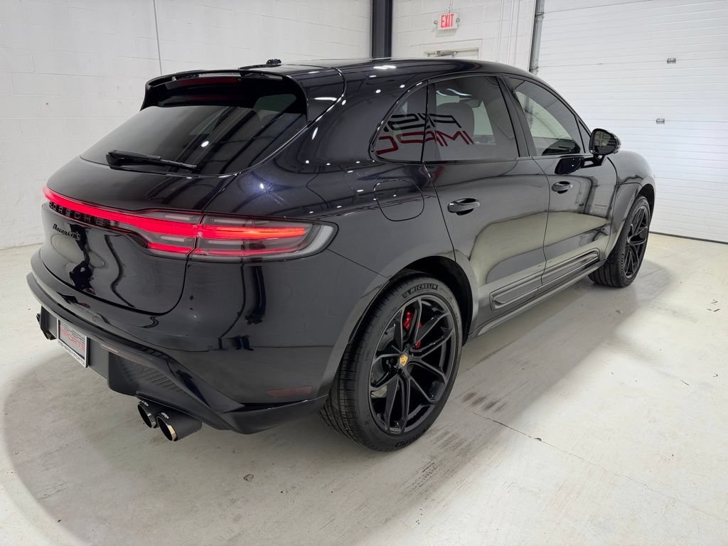 Used 2025 Porsche Macan GTS AWD/4WD image 8