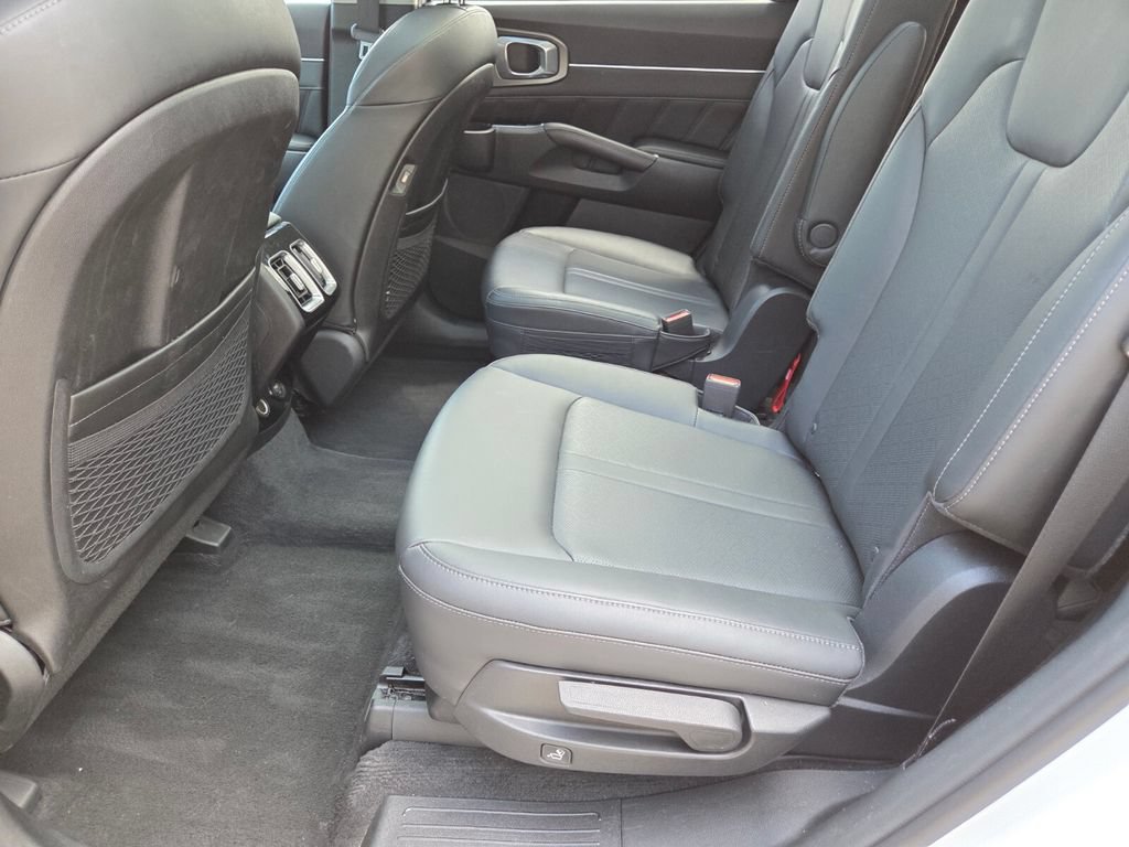 Used 2023 Kia Sorento SX FWD image 25