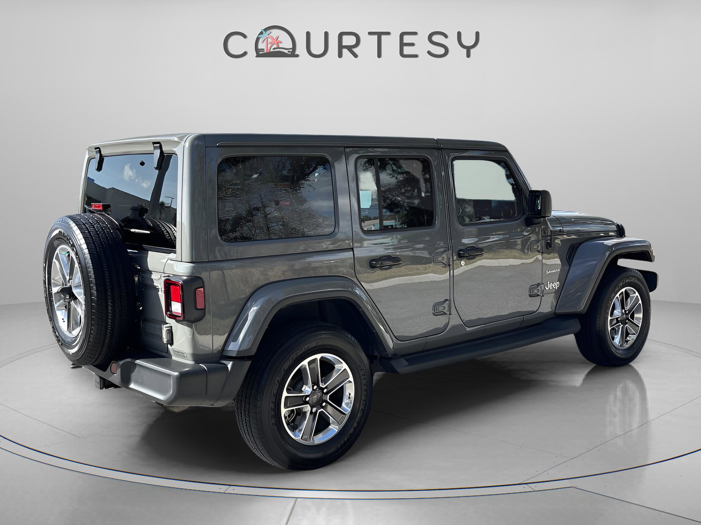 Used 2023 Jeep Wrangler Sahara w/ Cold Weather Group image 8