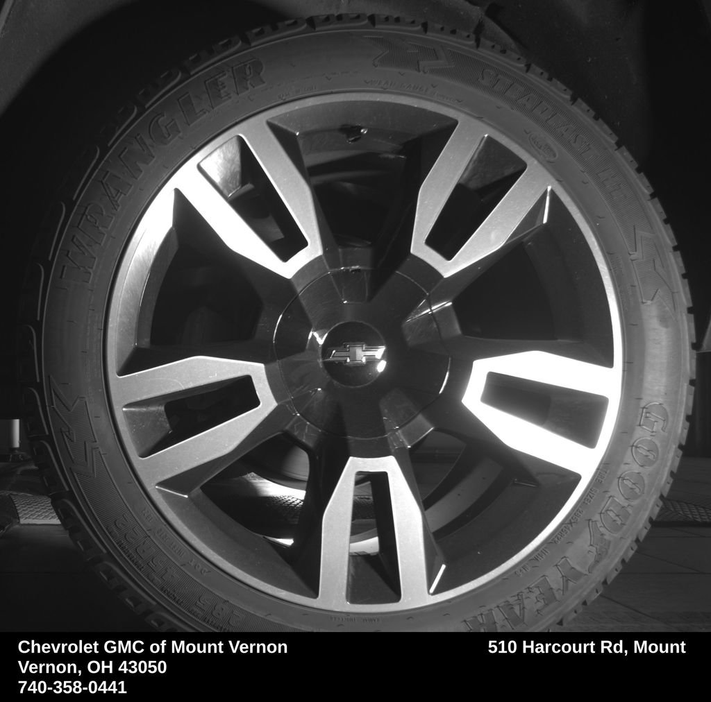Used 2020 Chevrolet Tahoe LT AWD/4WD image 17