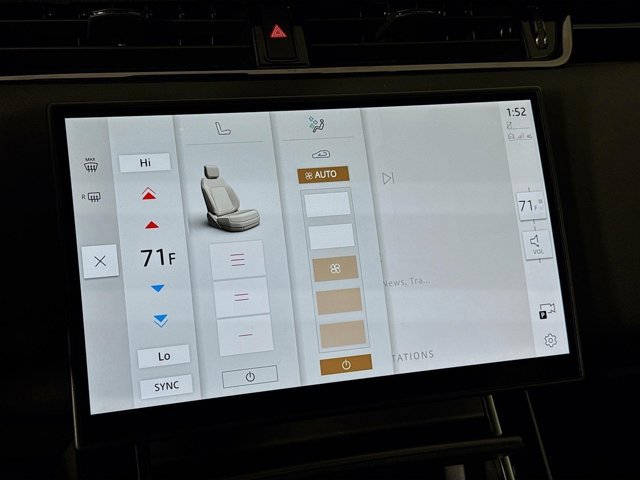 Used 2026 Land Rover Range Rover Evoque S image 18