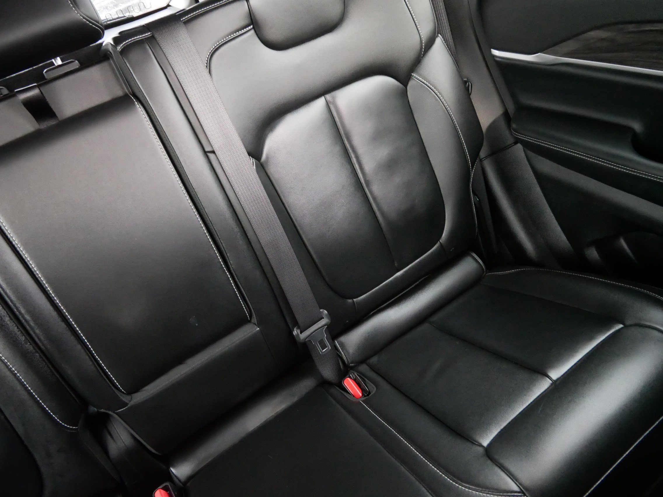 Used 2022 Jeep Grand Cherokee Limited image 14