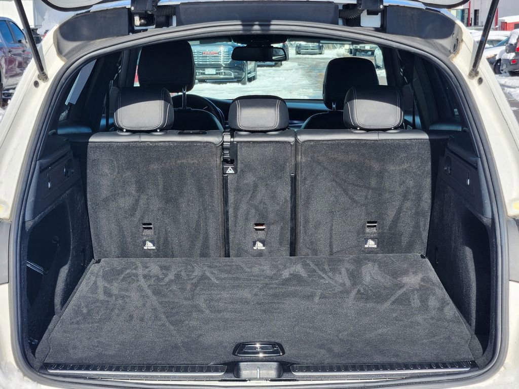 Used 2017 Mercedes-Benz GLC 300 4MATIC image 14