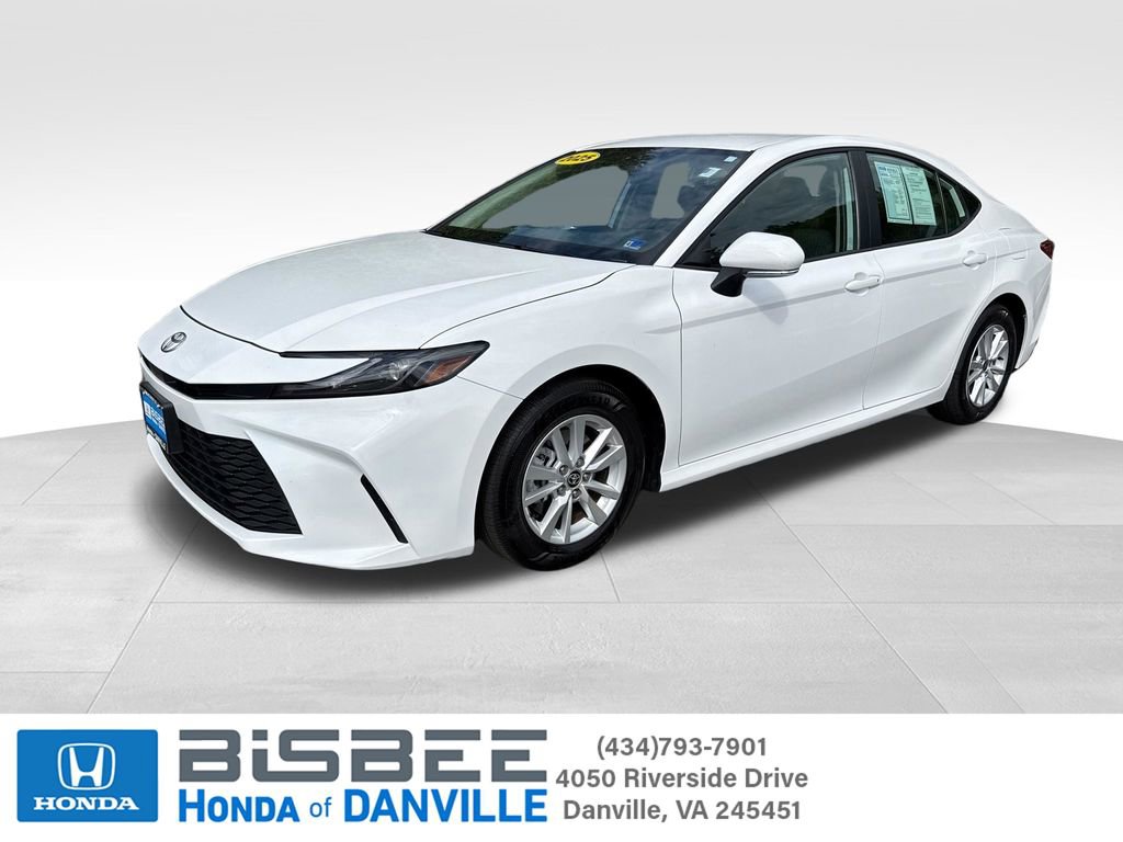 Used 2025 Toyota Camry LE w/ Convenience Package image 1