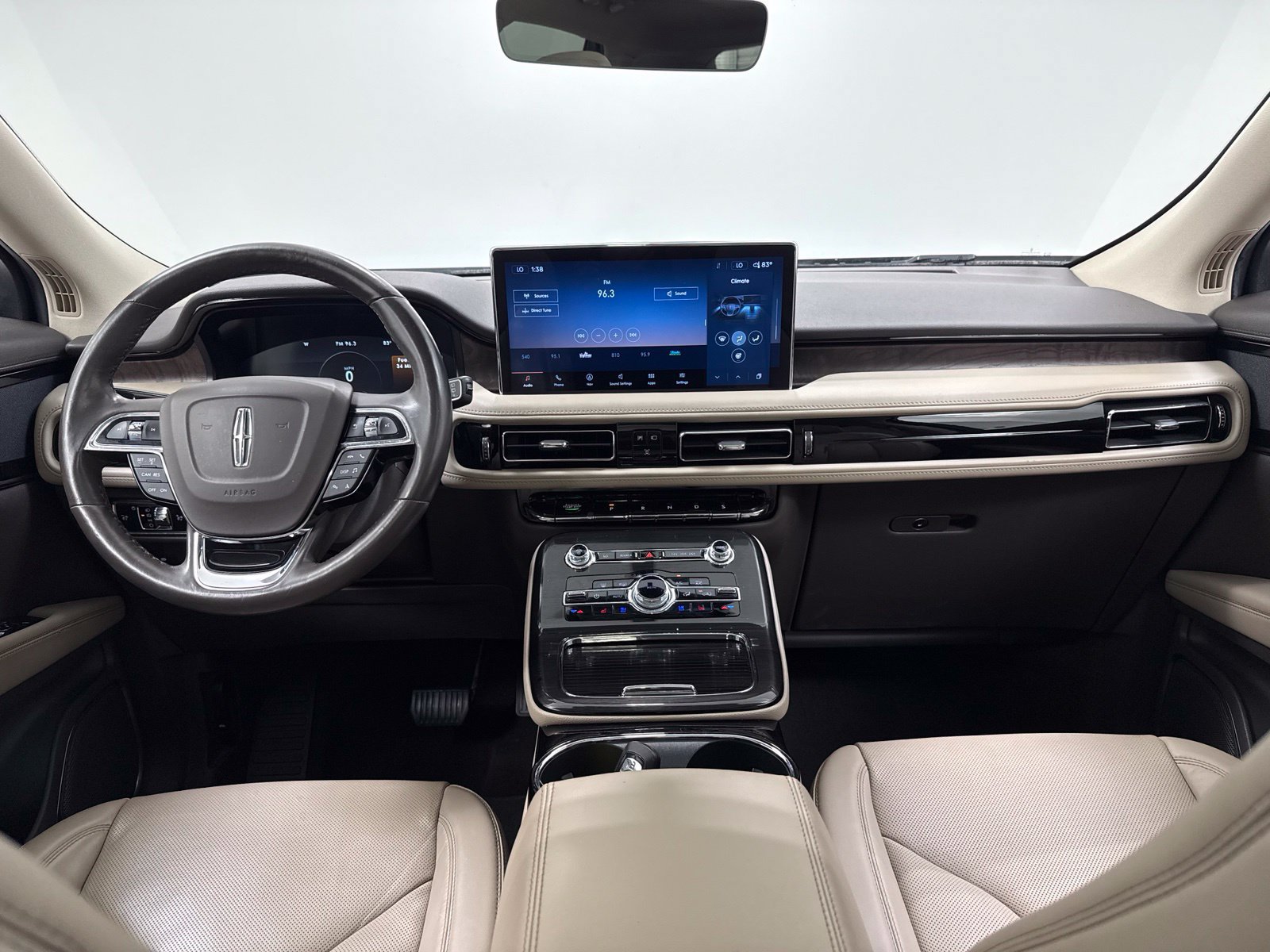 Used 2023 Lincoln Nautilus Reserve FWD image 28