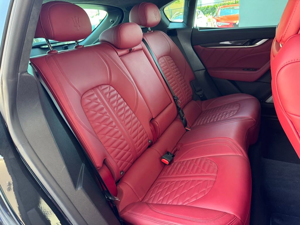 Certified 2022 Maserati Levante Trofeo image 19