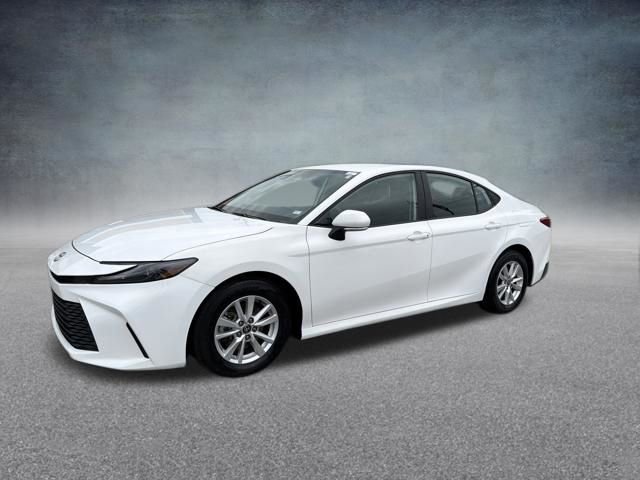Used 2025 Toyota Camry LE image 12