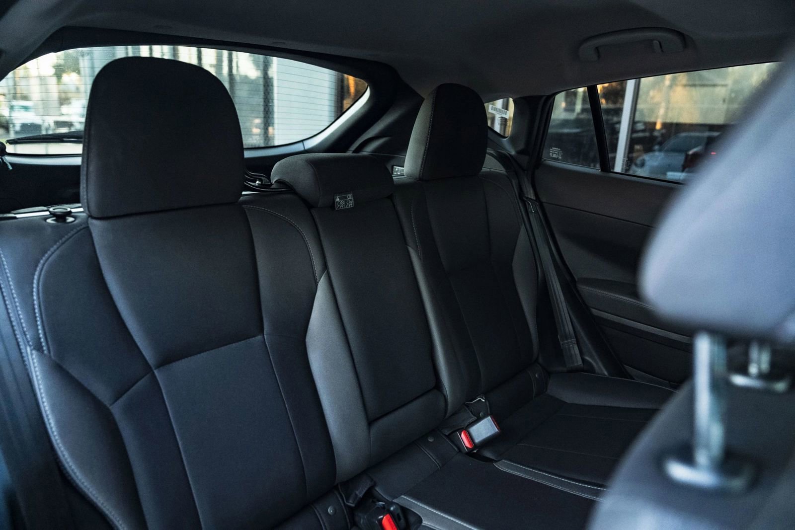 Used 2025 Subaru Crosstrek 2.0i Premium image 35