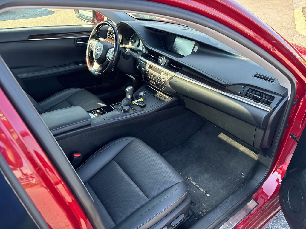 Used 2017 Lexus ES 350 image 8