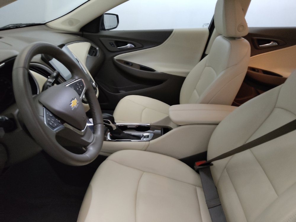 Used 2022 Chevrolet Malibu LT w/ Leather Package FWD image 17