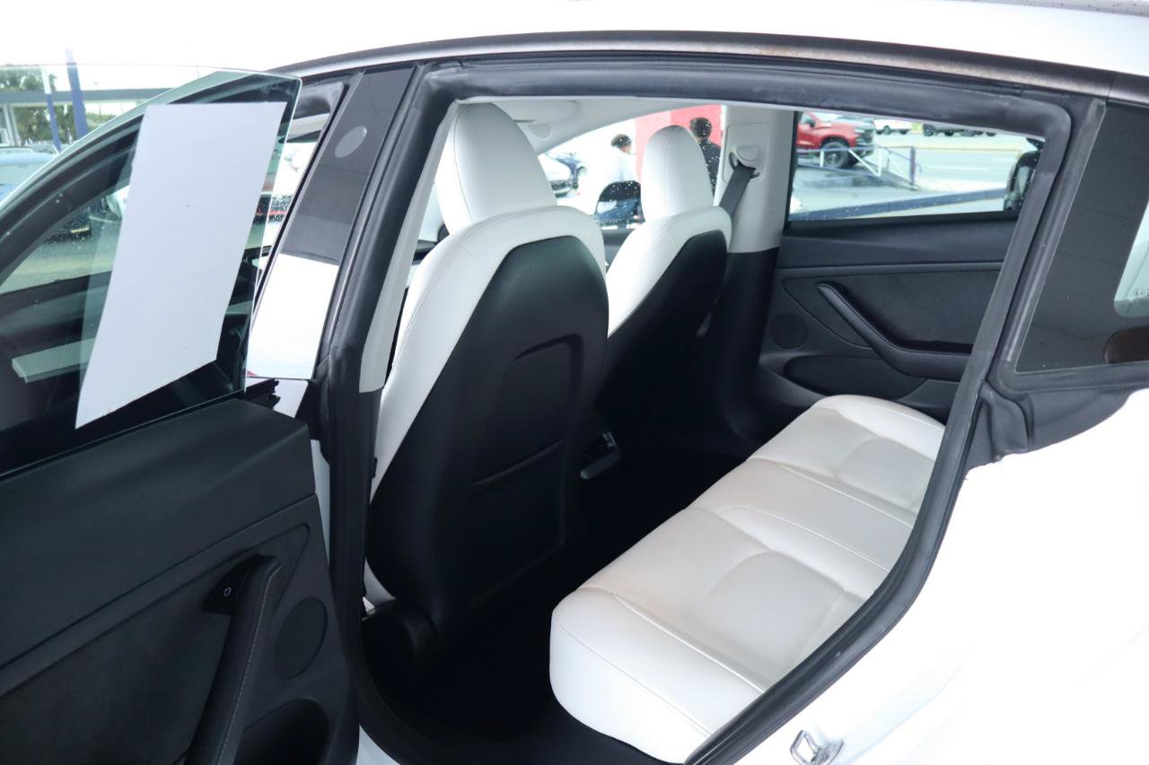 Used 2023 Tesla Model 3 Standard Range RWD image 29