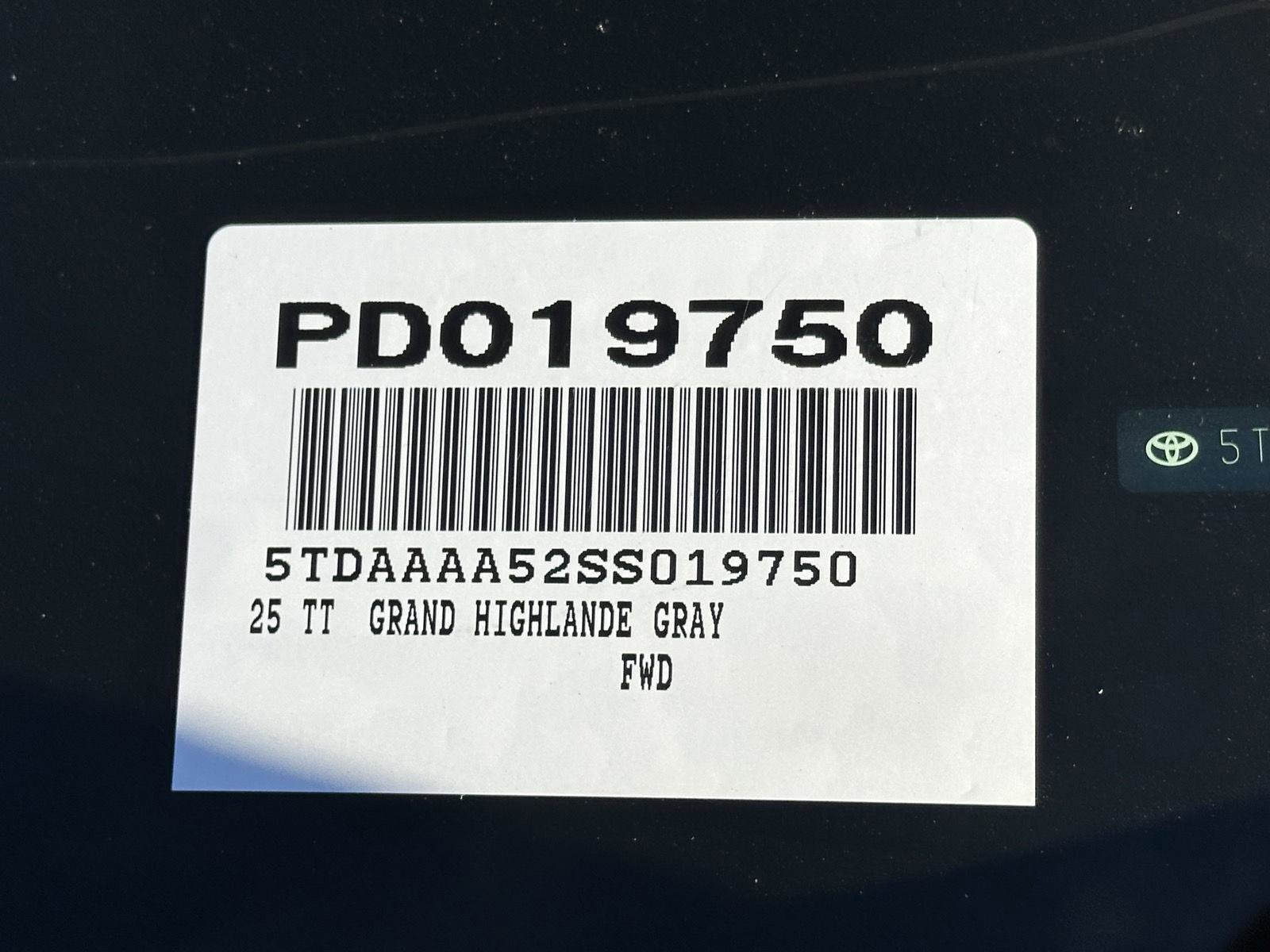 Certified 2025 Toyota Grand Highlander FWD image 52