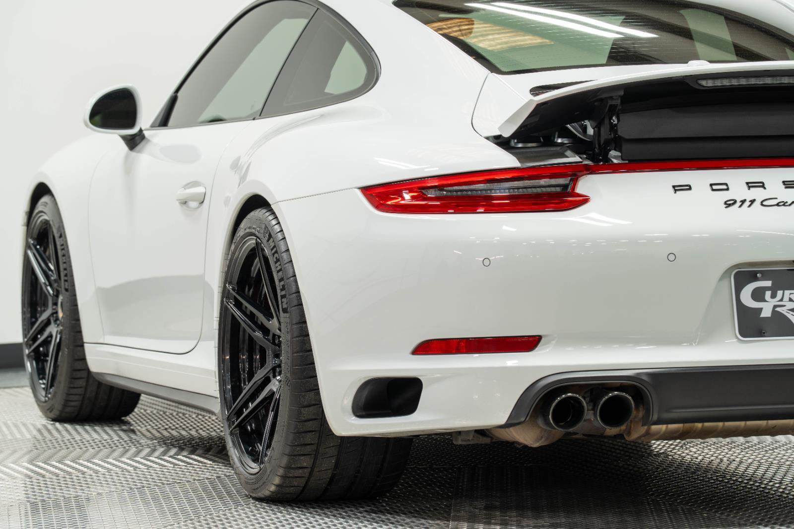 Used 2018 Porsche 911 Carrera 4S AWD/4WD image 14