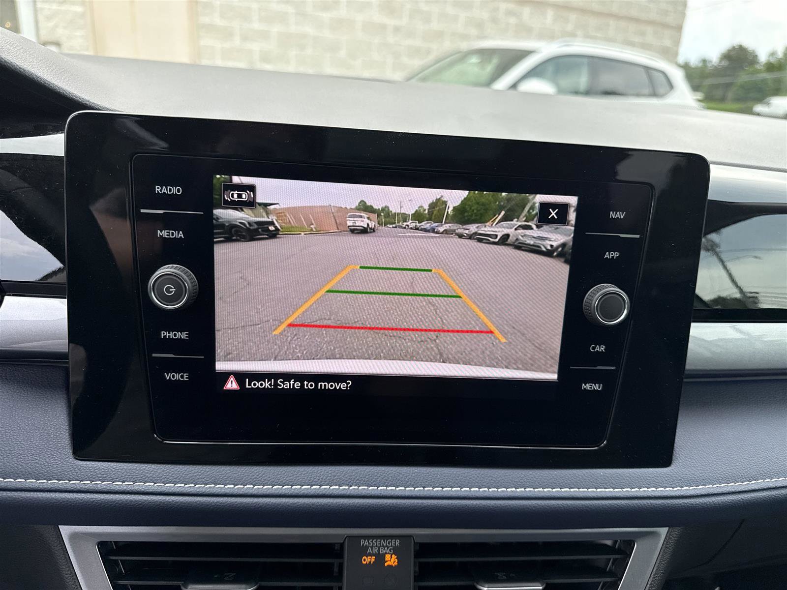 New 2025 Volkswagen Taos SEL image 21