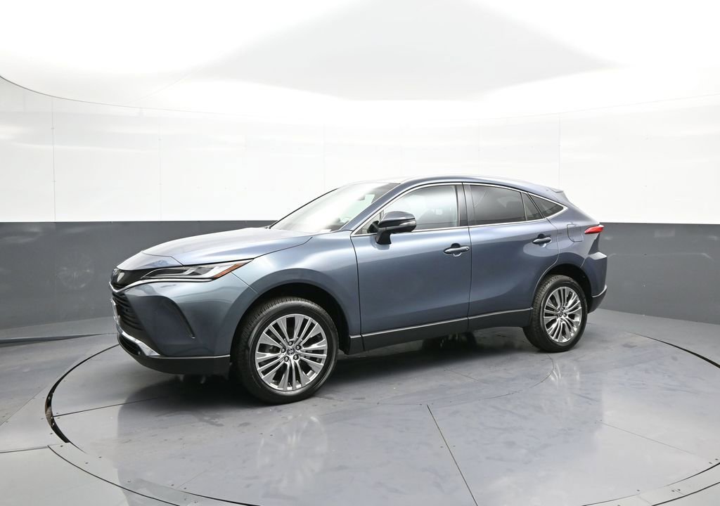 Certified 2024 Toyota Venza Limited image 10