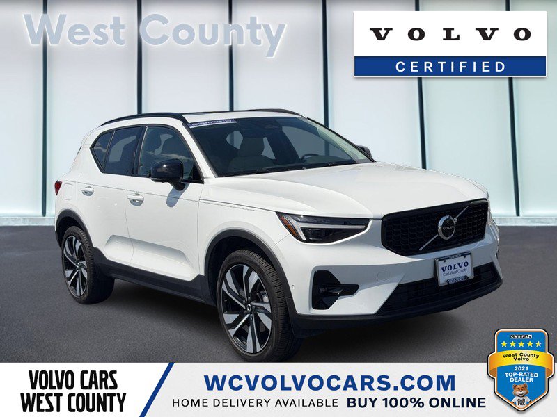 Used 2023 Volvo XC40 B5 Ultimate w/ Protection Package Premier AWD/4WD image 1