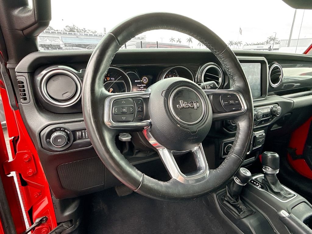 Used 2022 Jeep Wrangler Unlimited Sahara image 12