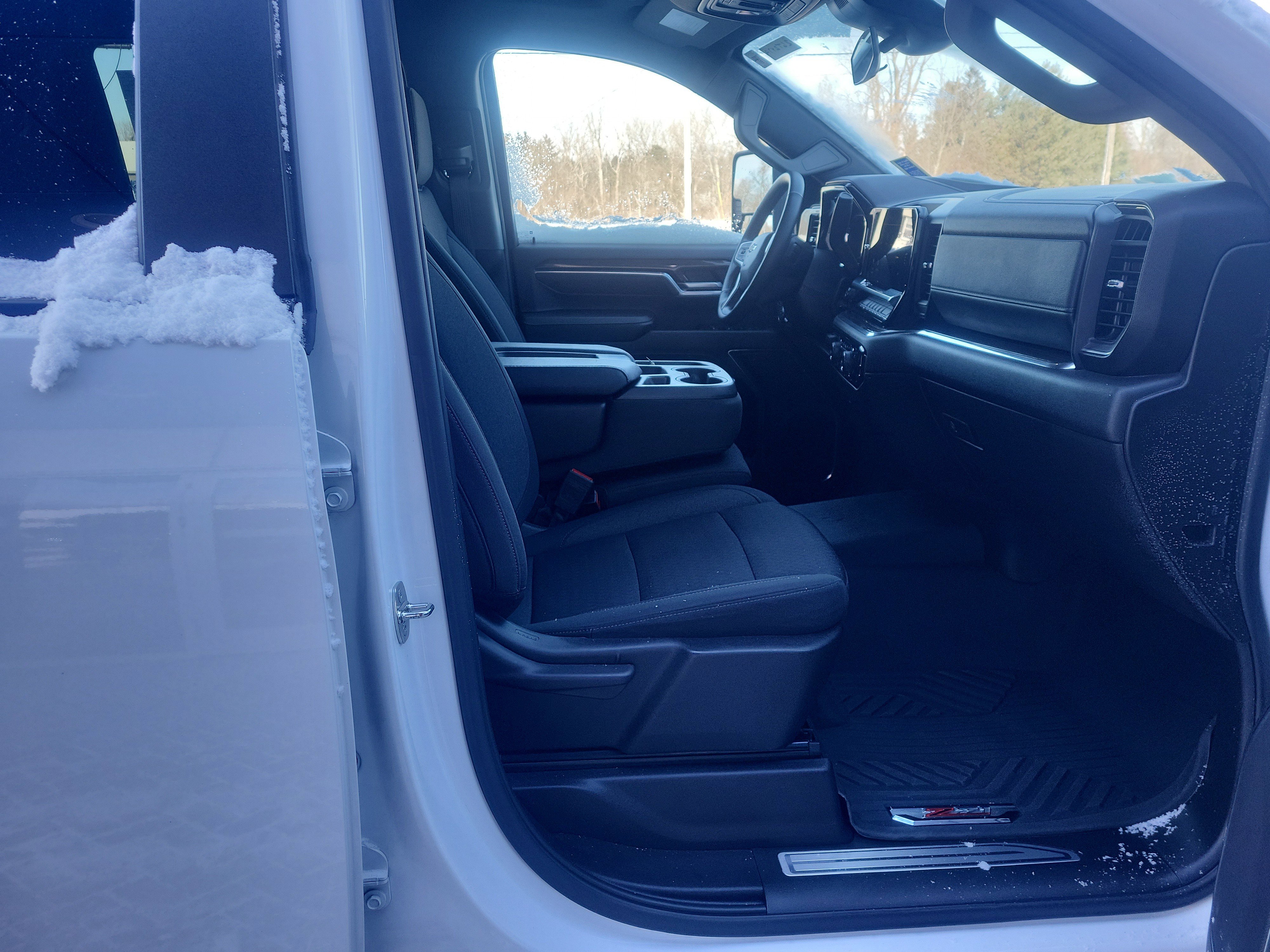 Certified 2024 Chevrolet Silverado 2500 LT image 12