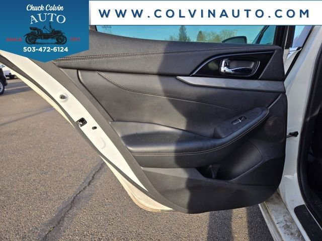 Used 2016 Nissan Maxima Platinum image 7