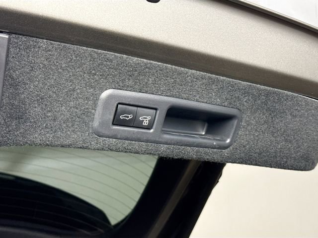 Used 2022 Lexus RX 450h AWD w/ Premium Package image 40