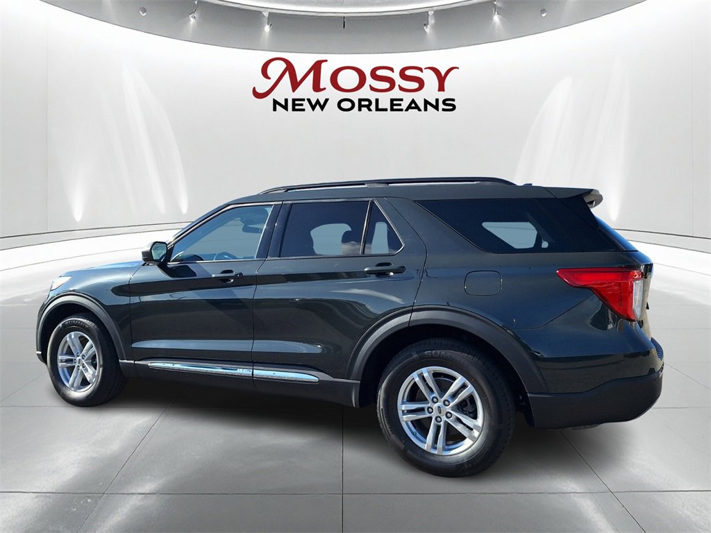 Used 2022 Ford Explorer XLT w/ Equipment Group 202A image 7