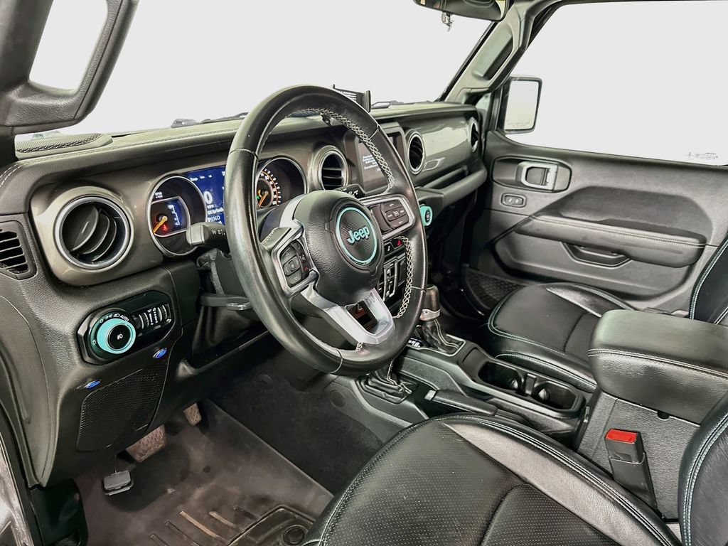 Used 2020 Jeep Wrangler Unlimited Sahara w/ Safety Group AWD/4WD image 10