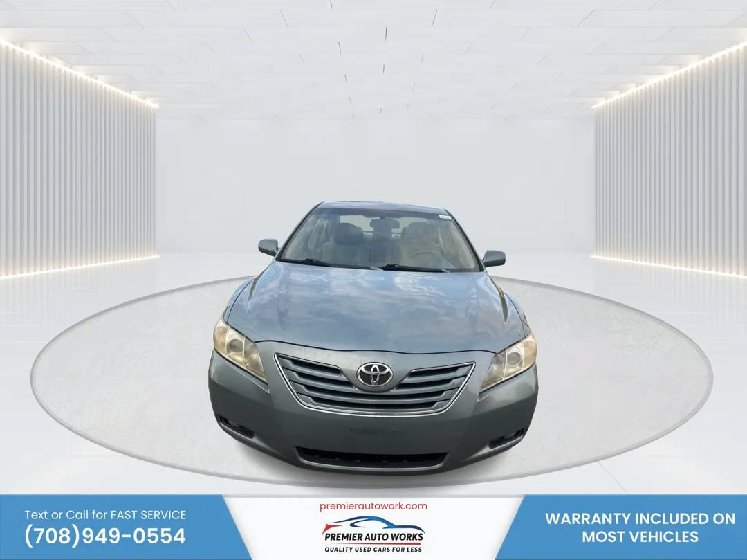 Used 2007 Toyota Camry XLE FWD image 2