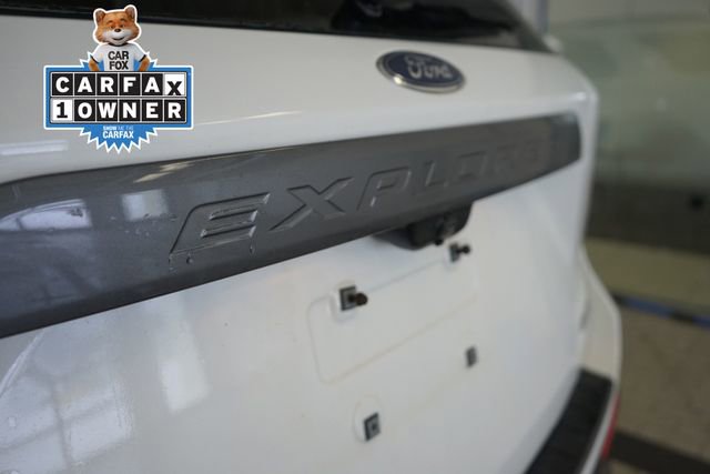 Certified 2021 Ford Explorer XLT w/ Equipment Group 202A image 13