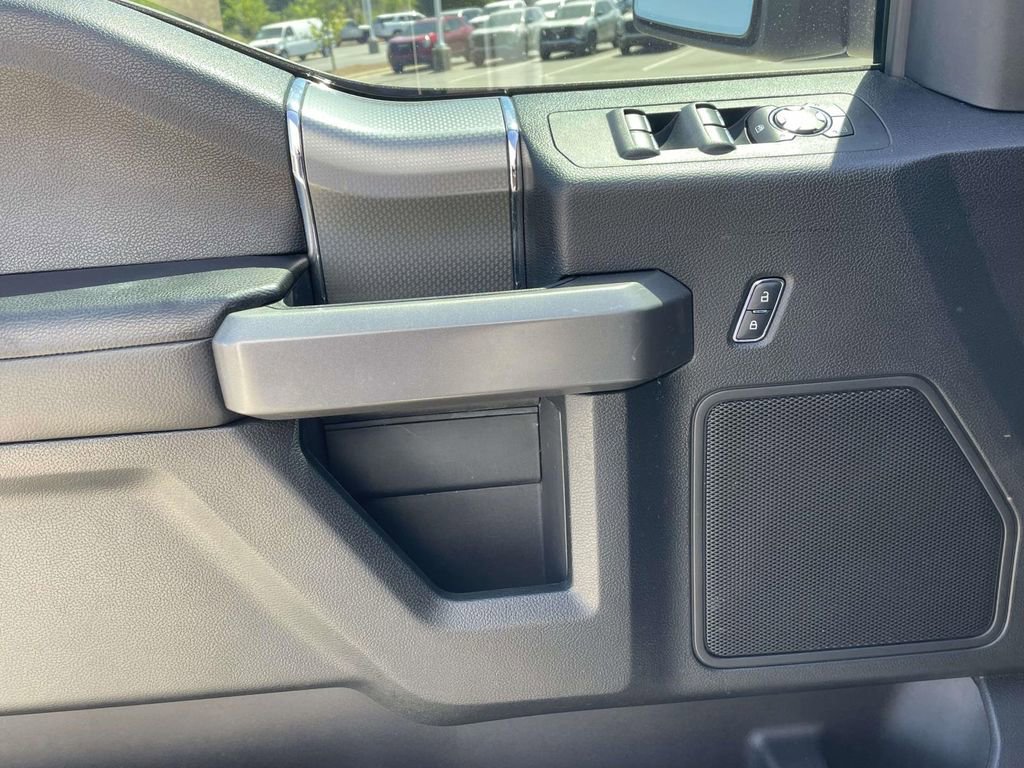 Used 2017 Ford F150 XLT w/ Equipment Group 302A Luxury AWD/4WD image 15