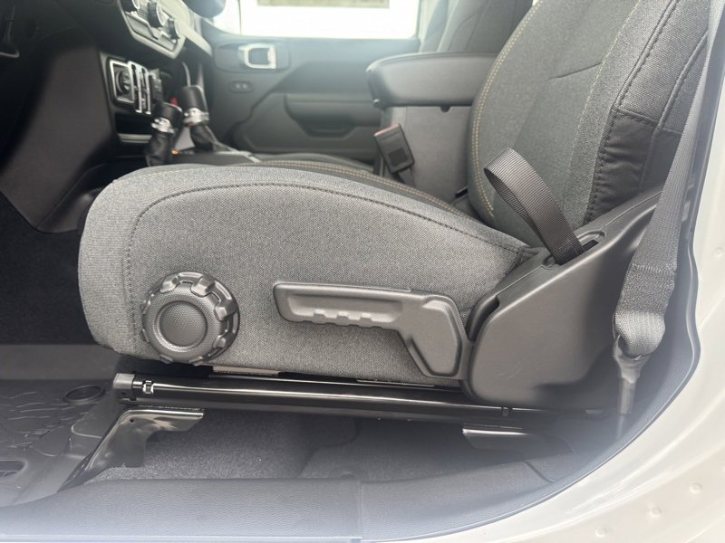 New 2026 Jeep Gladiator Sport image 11