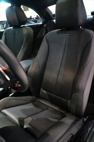 Used 2018 BMW 230i Coupe image 12