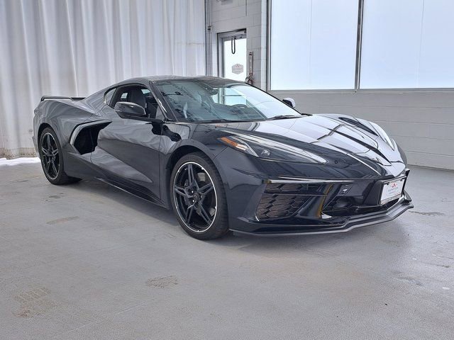 Used 2023 Chevrolet Corvette Stingray Premium Cpe w/ Z51 Performance Package RWD image 4