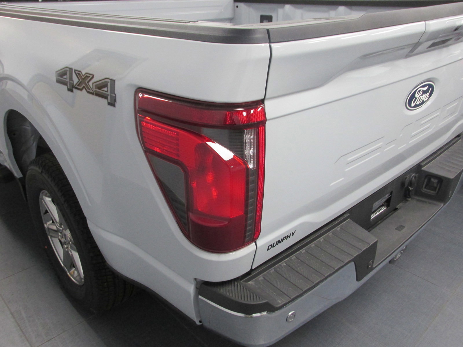 New 2025 Ford F150 XLT w/ Equipment Group 302A MID image 6