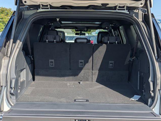 New 2027 Ford Expedition Max Platinum w/ Stealth Appearance Package RWD image 52