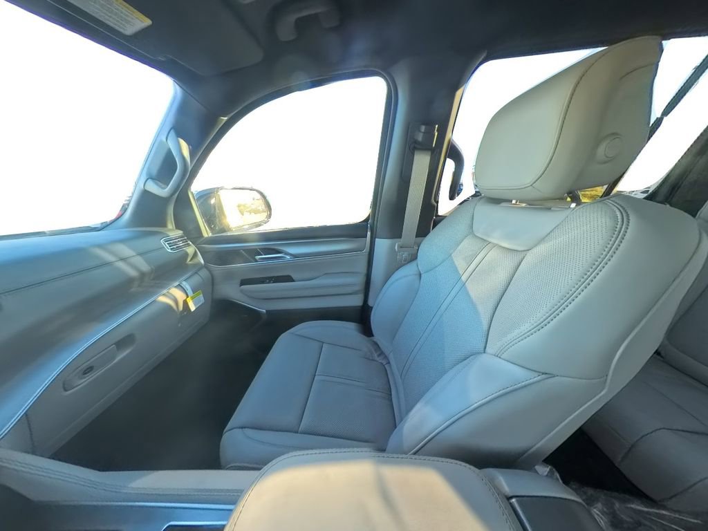 New 2025 Jeep Wagoneer Series II image 26