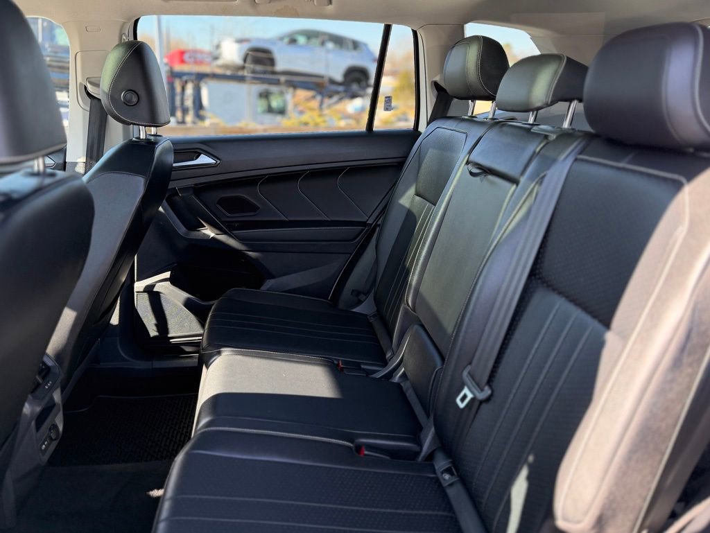Used 2022 Volkswagen Tiguan SE image 6