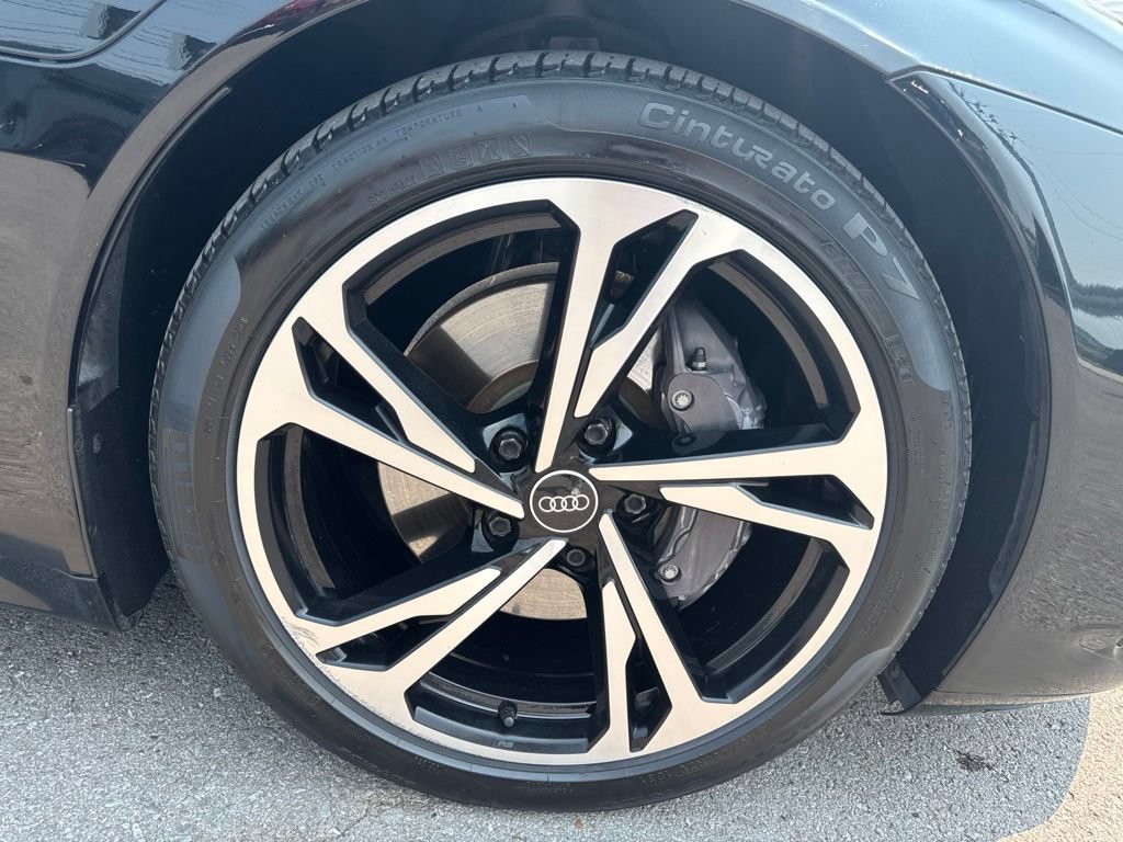 Used 2022 Audi e-tron GT Premium Plus w/ Performance Package AWD/4WD image 28