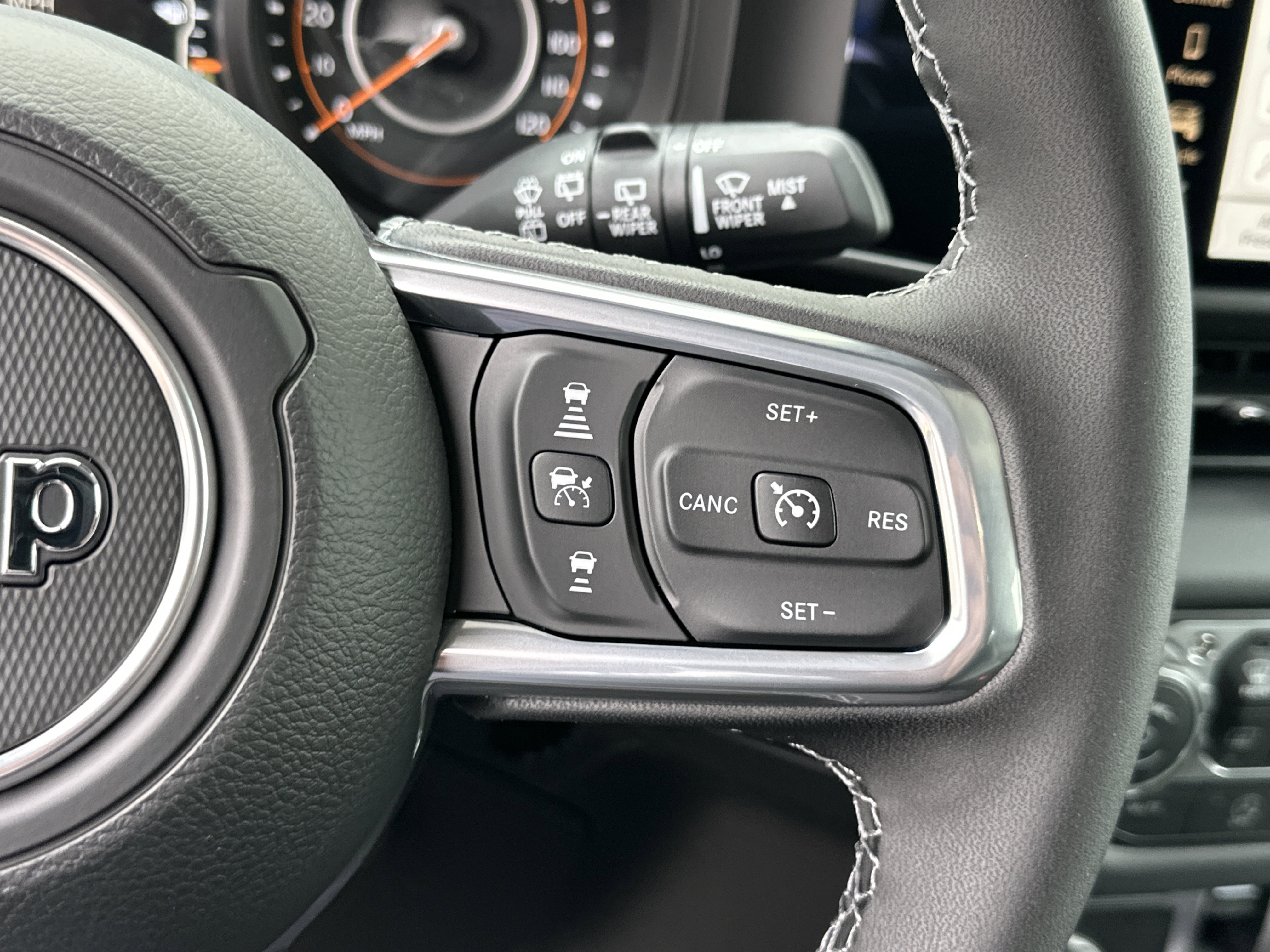 New 2026 Jeep Wrangler Unlimited Sahara AWD/4WD image 8