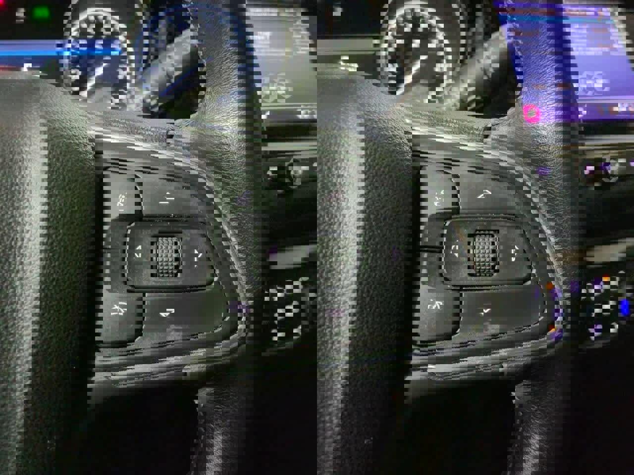 Used 2022 Buick Encore GX Select w/ Sport Touring Package image 24