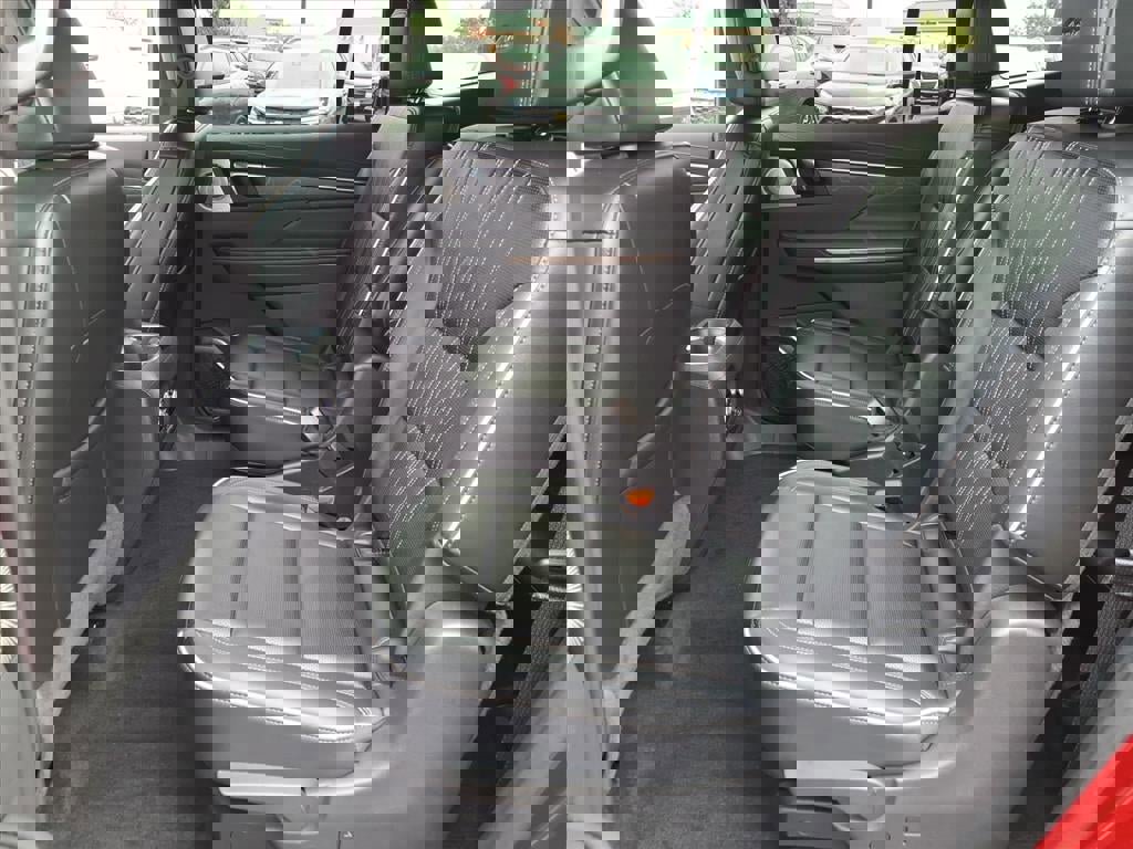 Used 2025 Buick Enclave Avenir w/ Super Cruise Package image 6