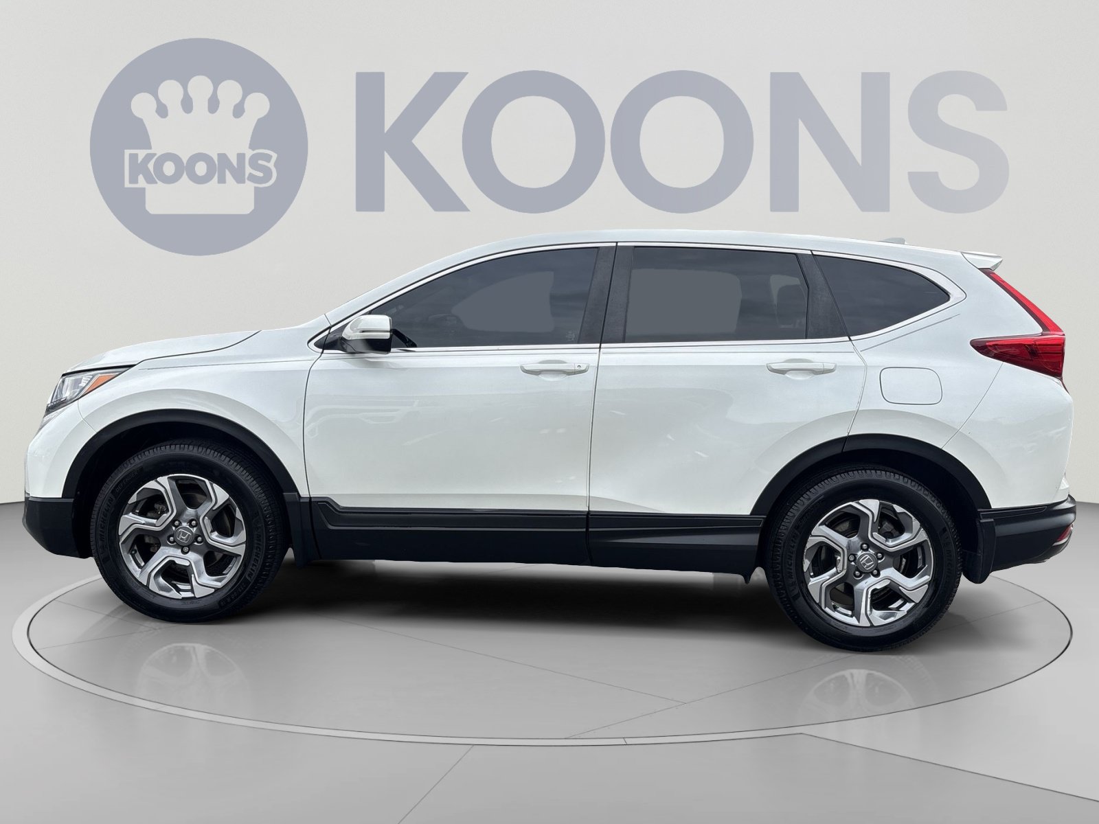 Used 2018 Honda CR-V EX image 2