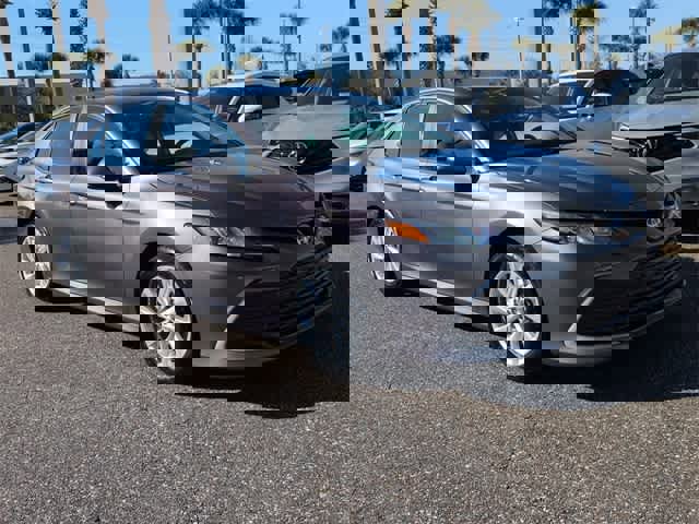 Used 2024 Toyota Camry LE image 2