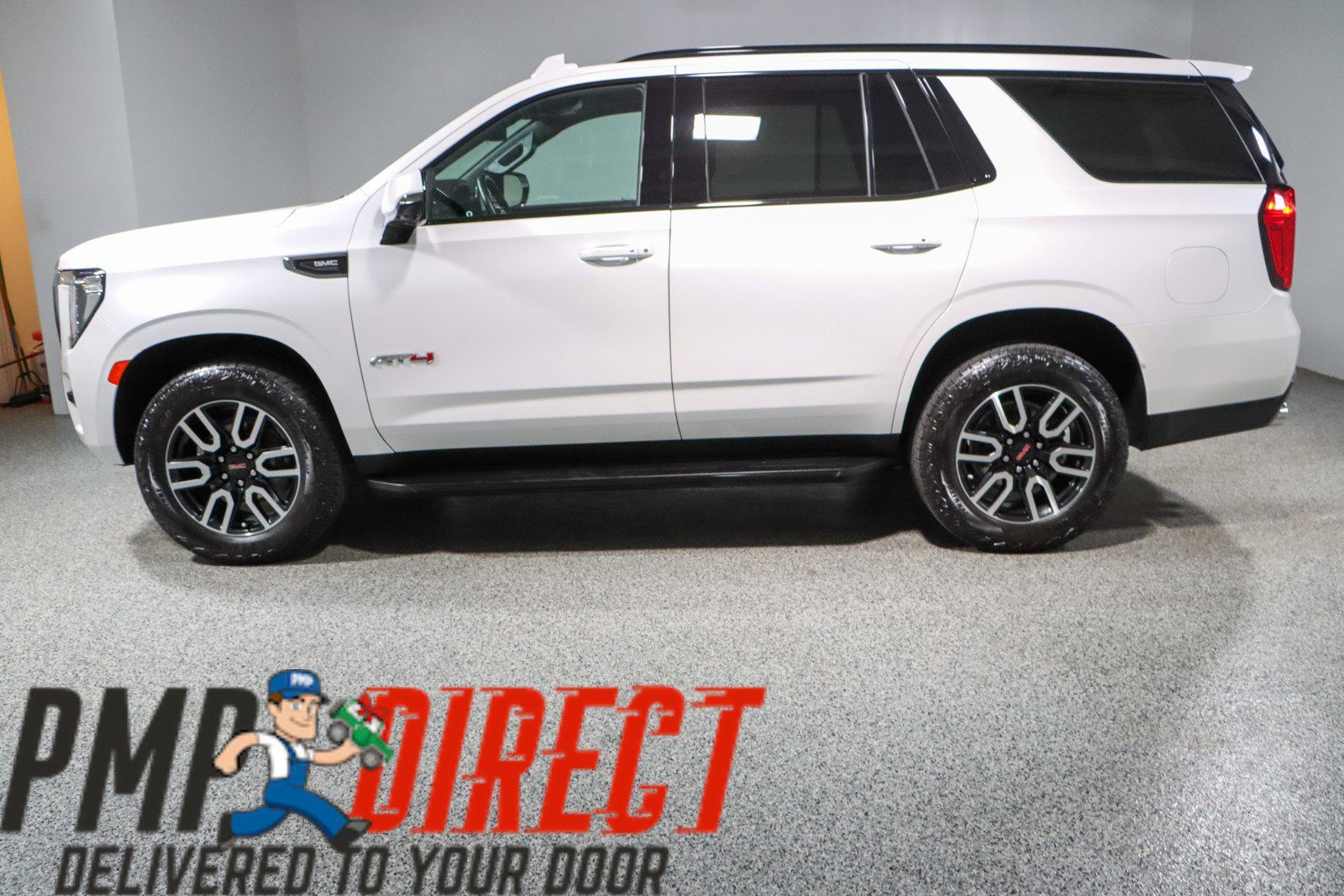 Used 2024 GMC Yukon AT4 w/ Technology Package image 10