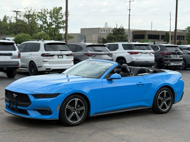 Used 2025 Ford Mustang Premium RWD image 42