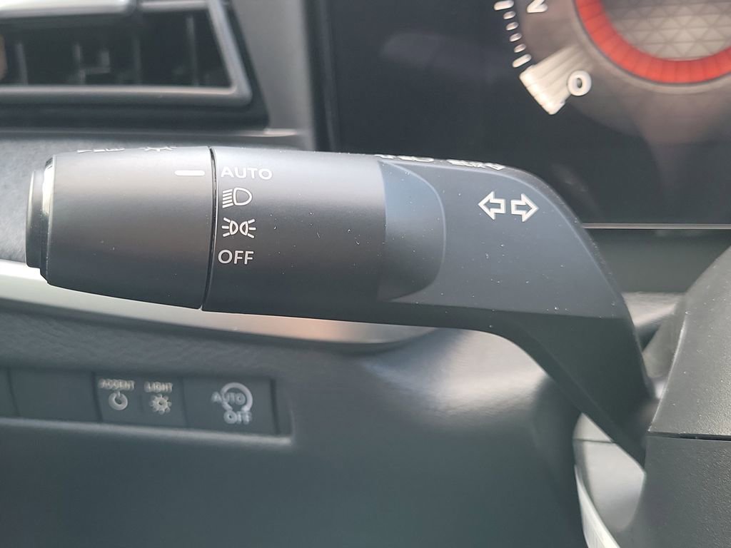 New 2026 Nissan Kicks SV image 24