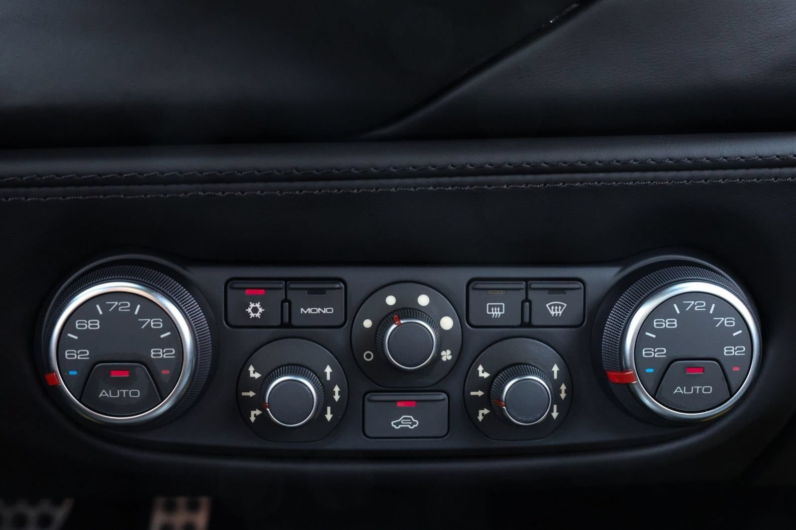 Used 2016 Ferrari 488 Spider RWD image 23