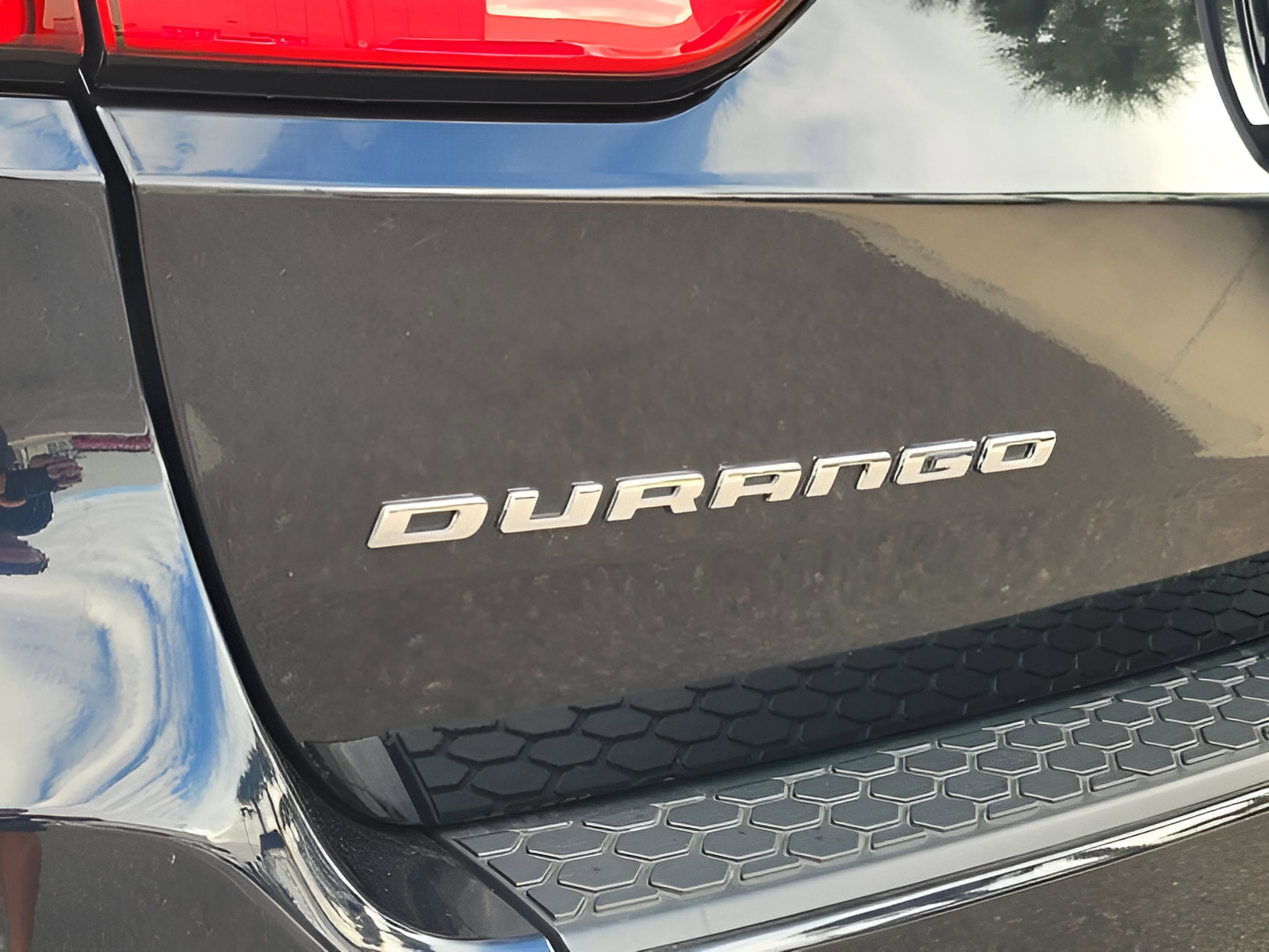 Used 2024 Dodge Durango SXT w/ 3rd Row Seating Group image 11