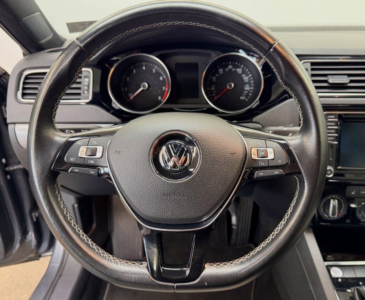 Used 2016 Volkswagen Jetta Sport image 45